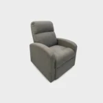 silla reclinable Logan tapizada en microfibra con capitoneado lineal color gris visto en perspectiva