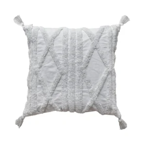 funda con cojín Rustic con textura aterciopelada y patrón geométrico decorativo, en tela blanca visto de frente. All Star decoración