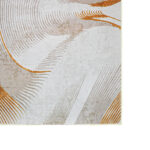 Detalle de tapete en tonos grises y naranjas con textura de patrón geométrico naranja, visual del borde. All Star decoración