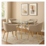 Juego de comedor Lyra 4 puestos mesa con tapa de vidrio templado, 4 sillas beige con patas metálicas, ubicado en un ambiente moderno y sofisticado. All Star muebles