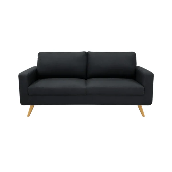 Sofá Río tapizado liso en color negro con patas en madera maciza tono natural torneadas visto desde frente. Muebles All Star